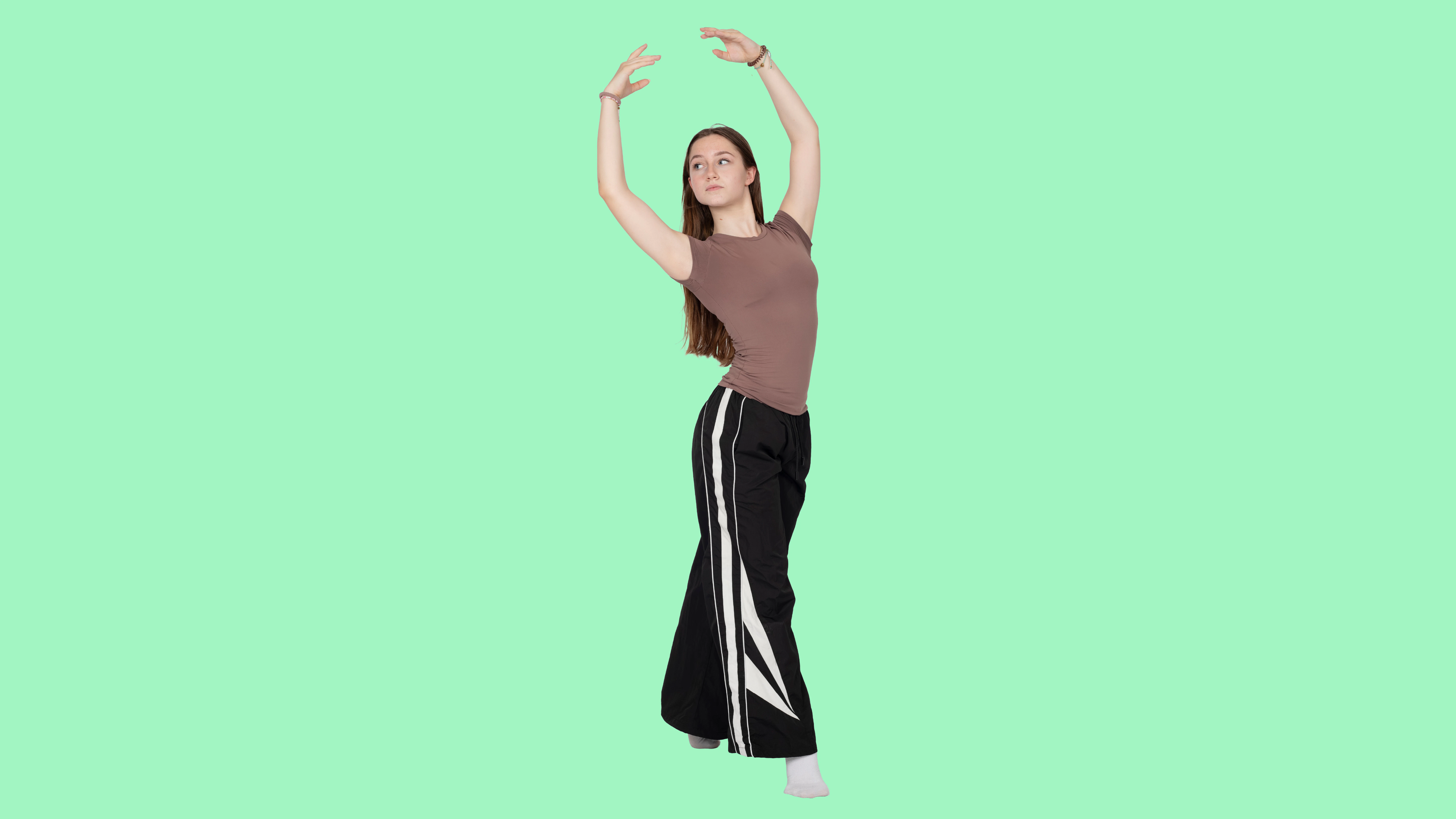 Meisje danst voor de camera