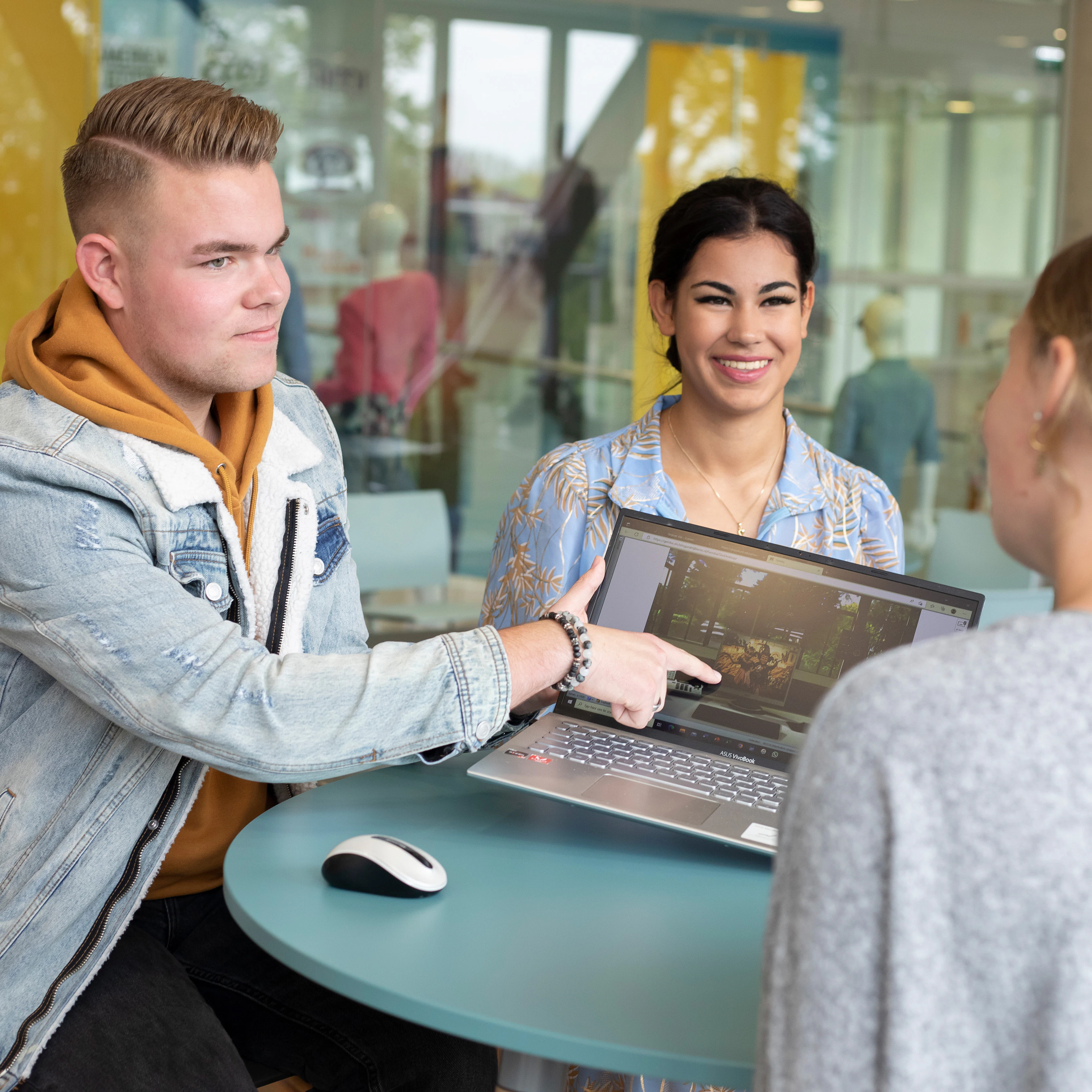 Business administration & control specialist | MBO Junior financieel controller