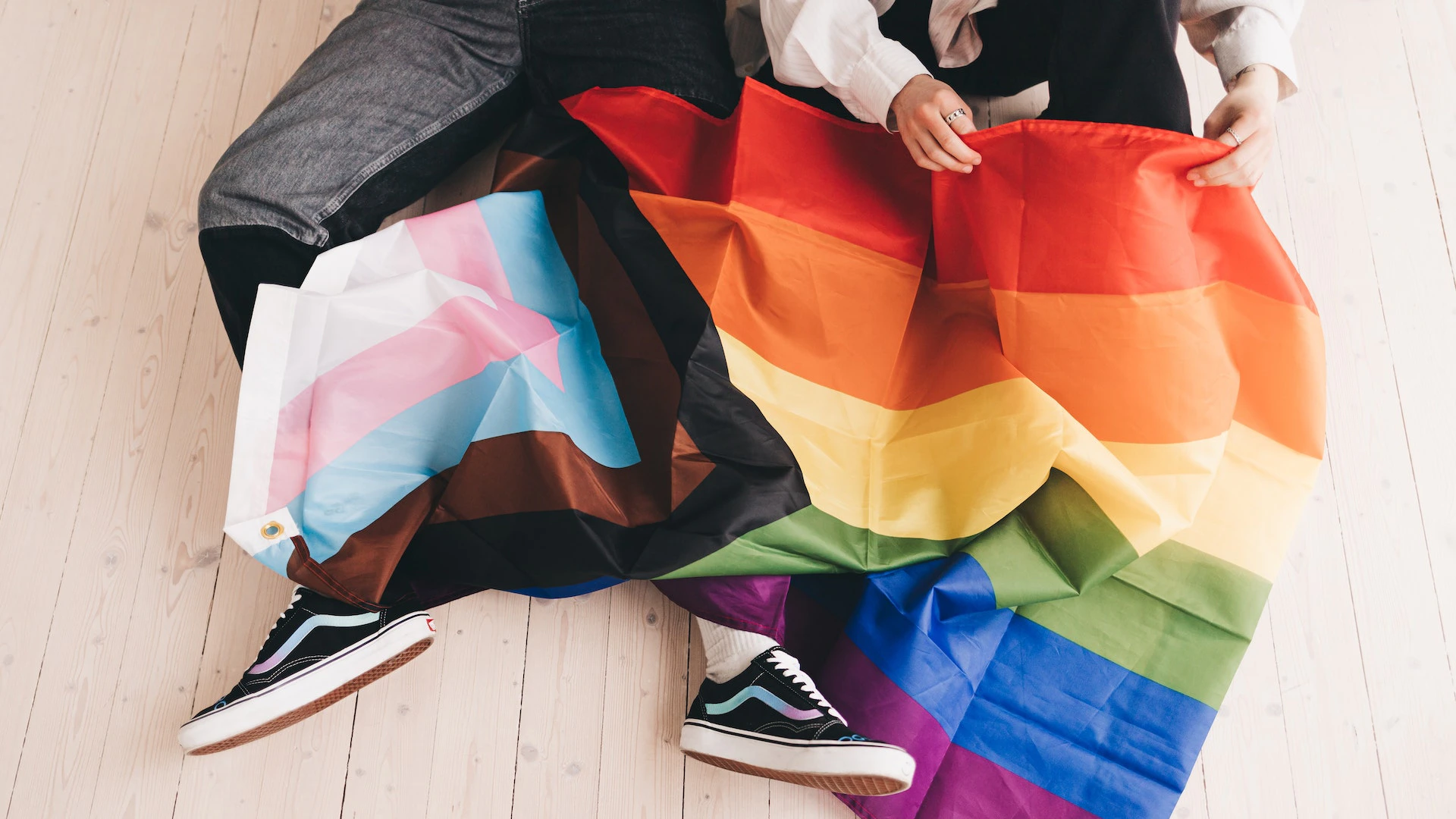 De LGBTQ+ vlag.