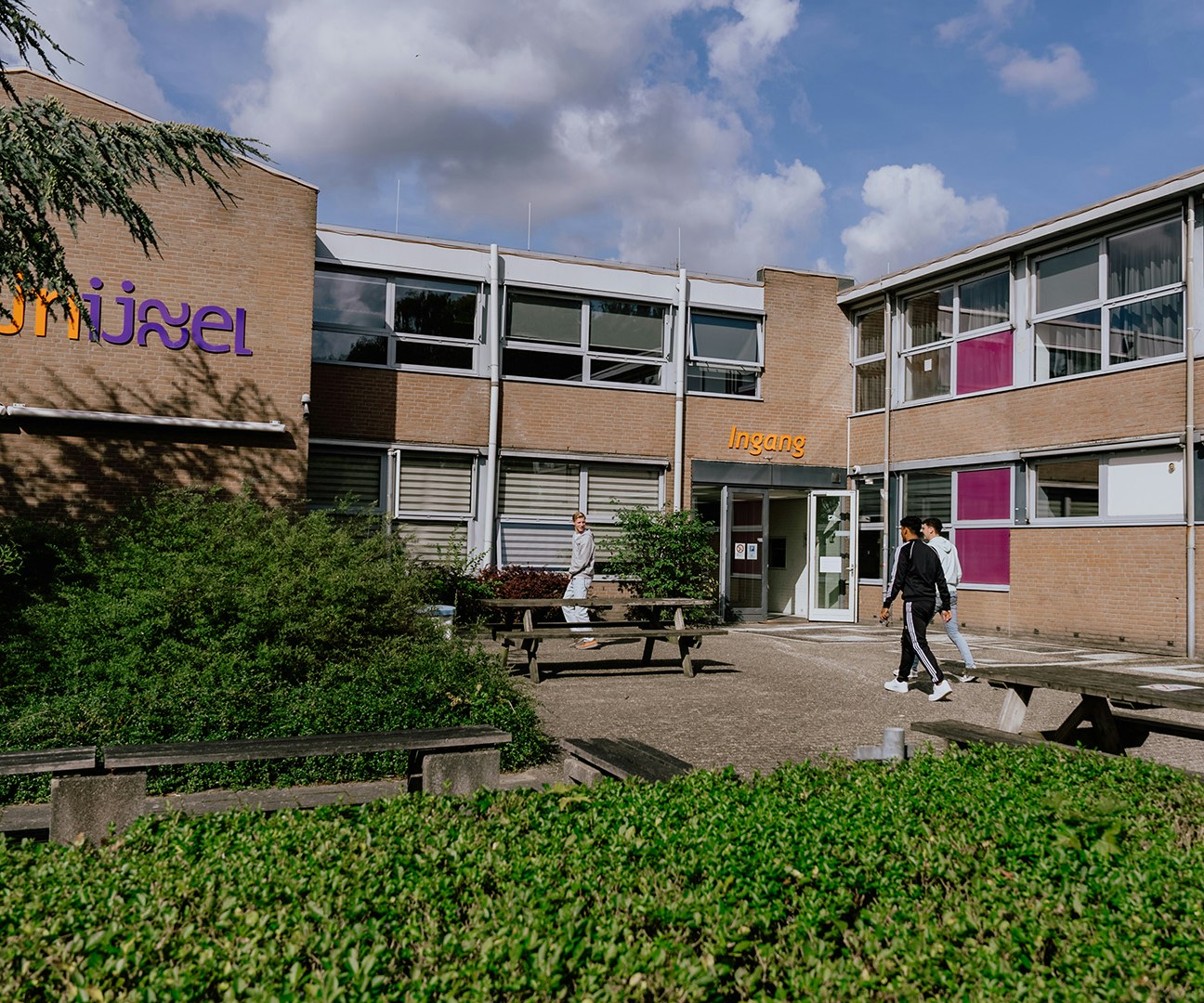 Business School Rijn IJssel, locatie Veluwestraat